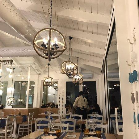 Crisfish Fish & Food